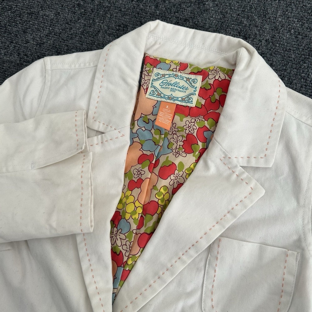 Vintage Y2K Hollister White Embroidered Floral Blazer Thick Stitch Size Large